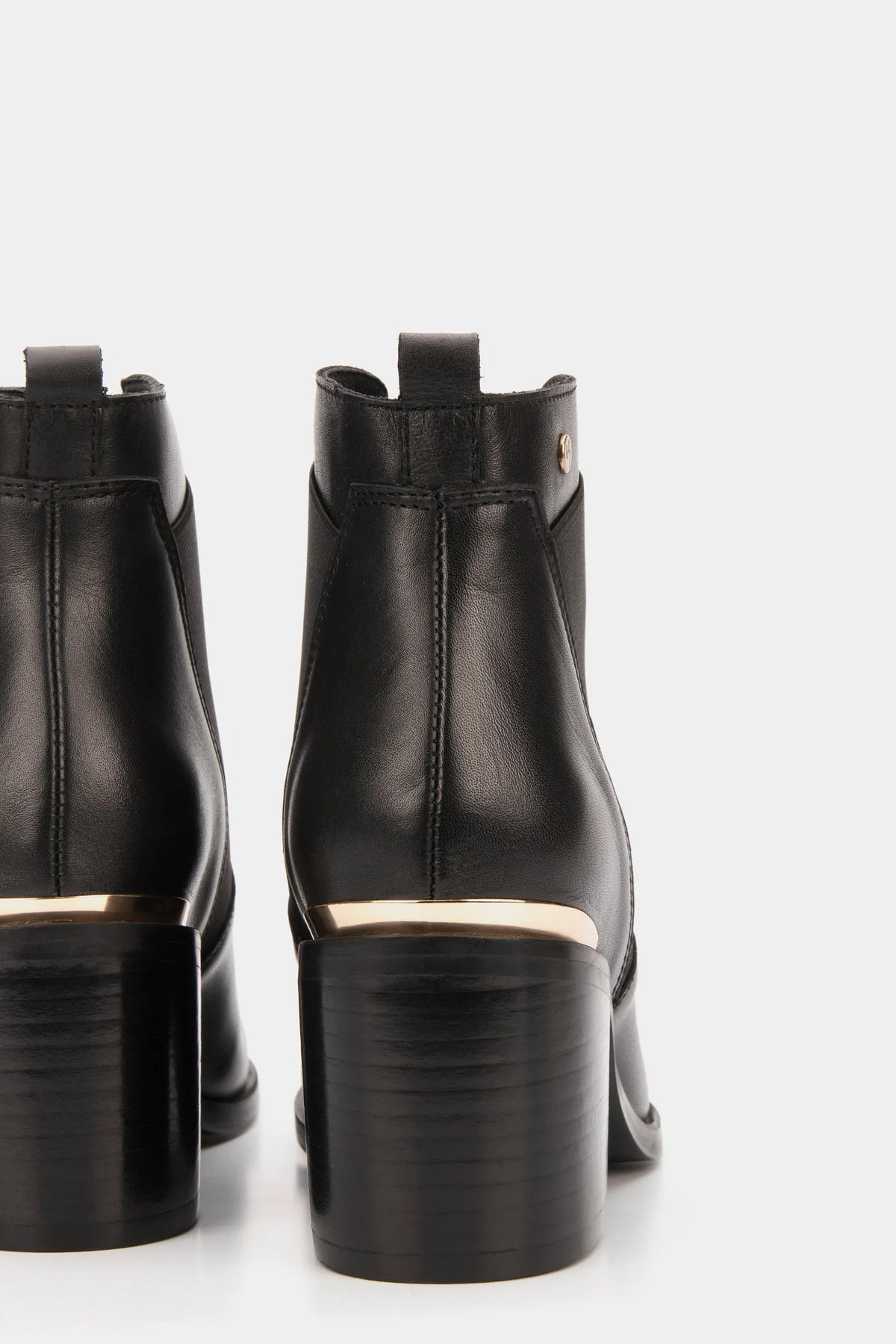 Botines tacón Burgos de cuero aplique Negro