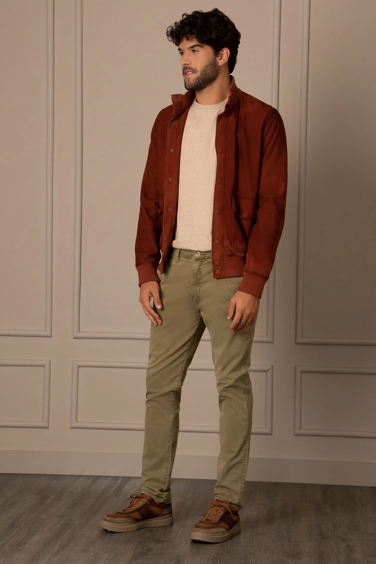 CHAQUETA BOMBER AZALEA DE GAMUZA PARA HOMBRE BOLSILLOS