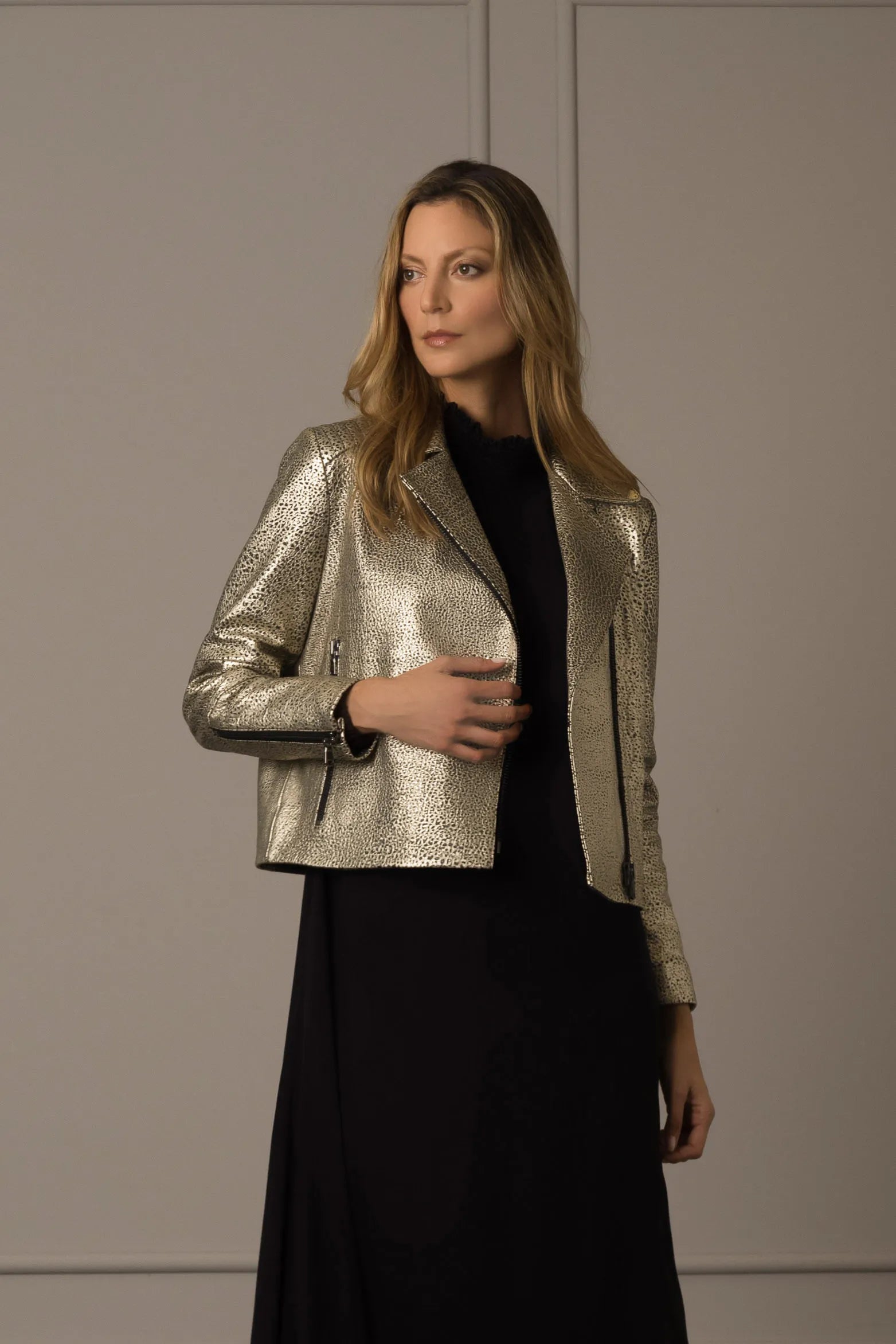 CHAQUETA BIKER TOKIO EN CUERO PARA MUJER EFECTO METALIZADO