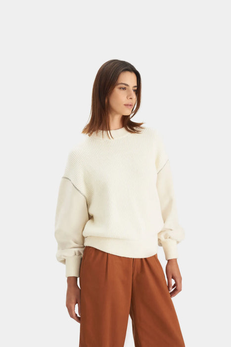 SWEATER SAHARA EN TEJIDO RECTILÍNEO PARA MUJER FIT OVERSIZED