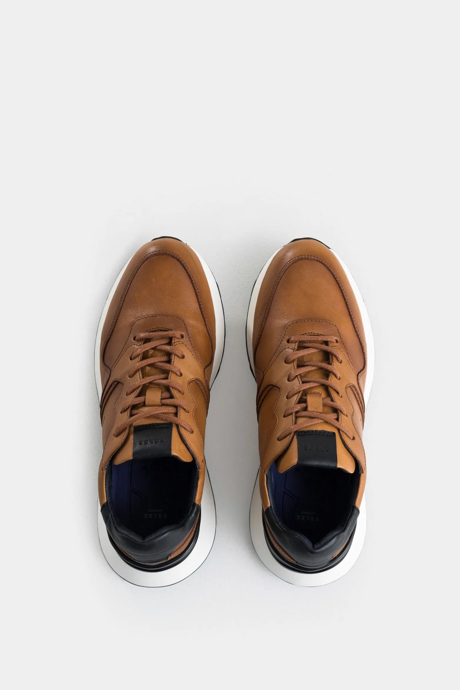 SNEAKERS COOPER 3 DE CUERO PARA HOMBRE SPOILER EN CONTRASTE