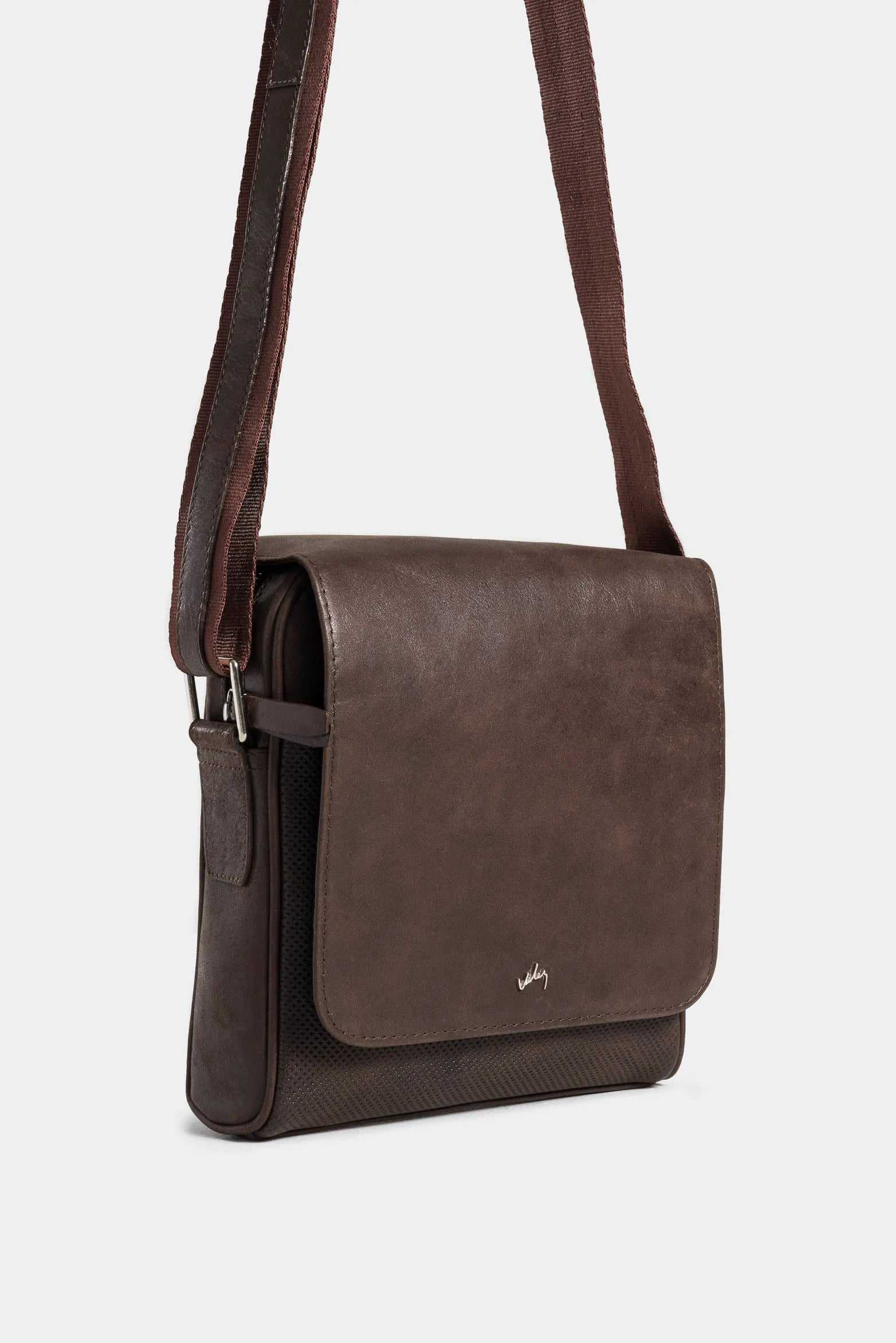 MANOS LIBRES REMIN DE CUERO PARA HOMBRE GRABADO