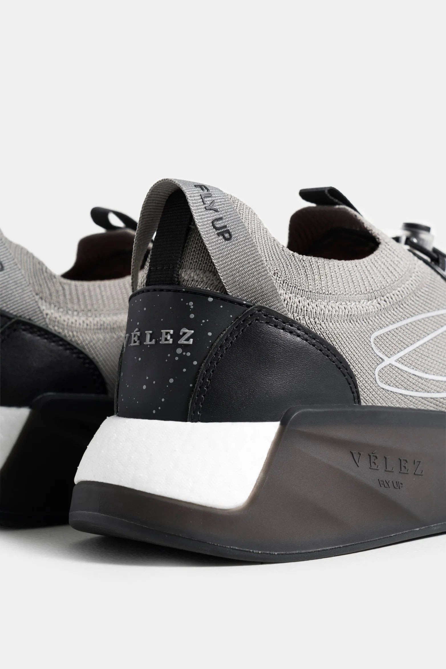 TENIS FLY UP FREEDOM 02 EN TEXTIL Y CUERO PARA HOMBRE SILUETA URBAN