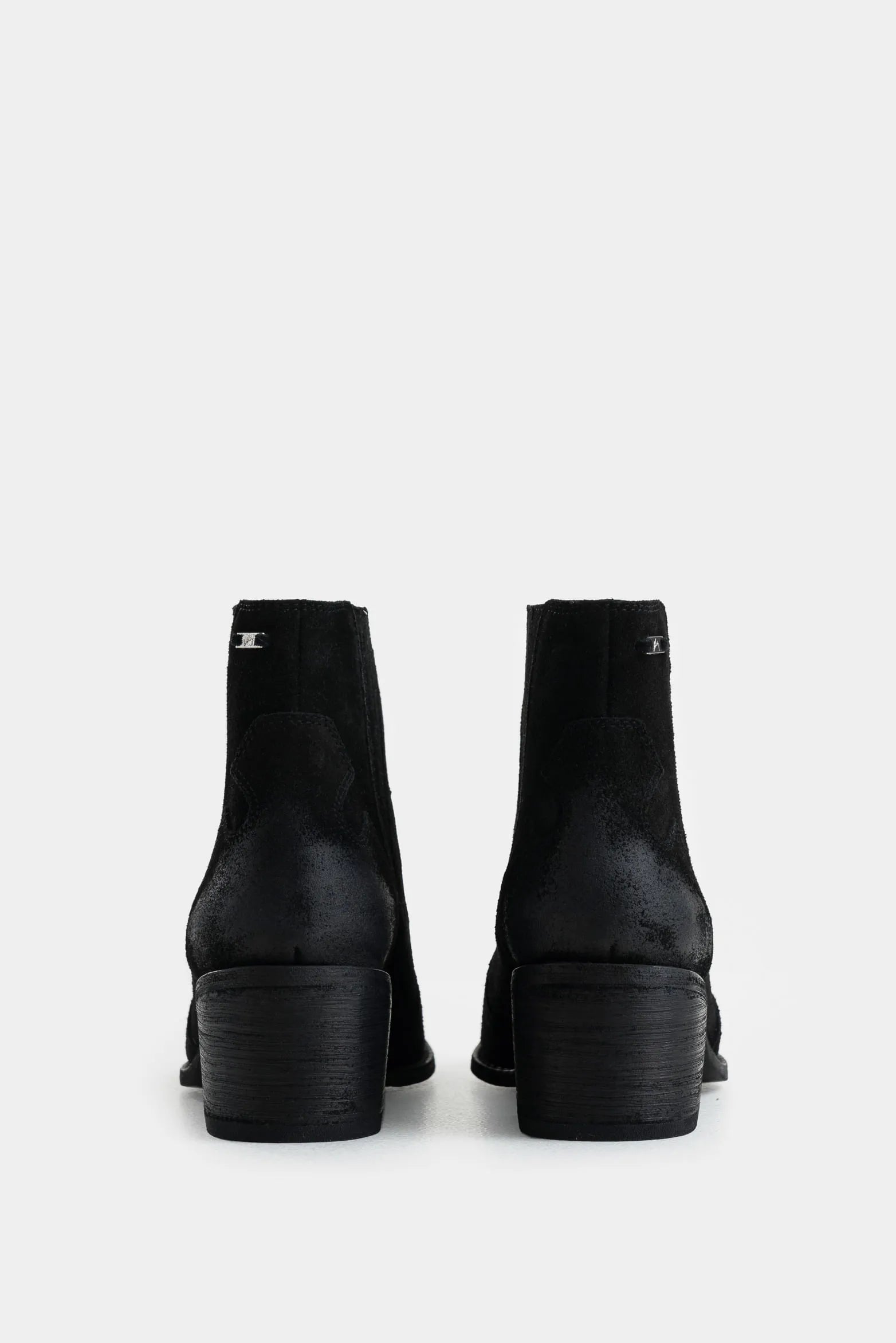 BOTINES PICCOLA EN CARNAZA PARA MUJER PUNTA ENCERADA