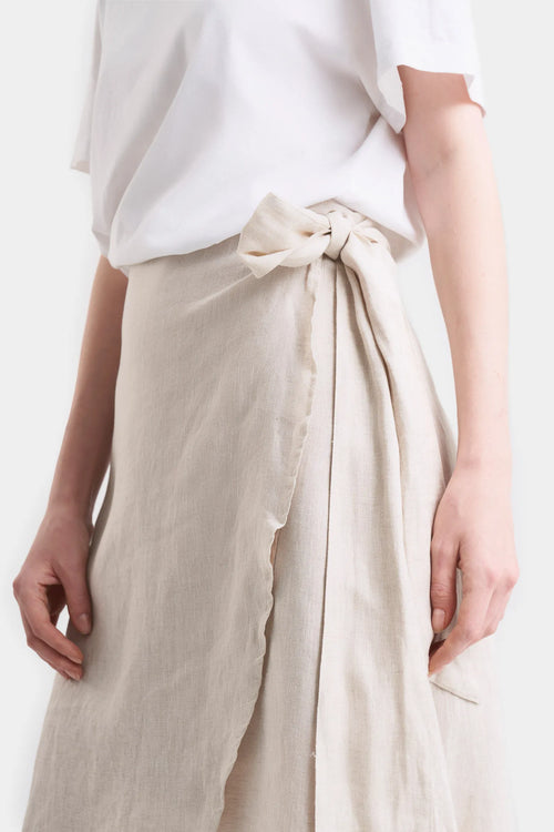 FALDA THAILA EN TEJIDO PLANO PARA MUJER SILUETA TUBO