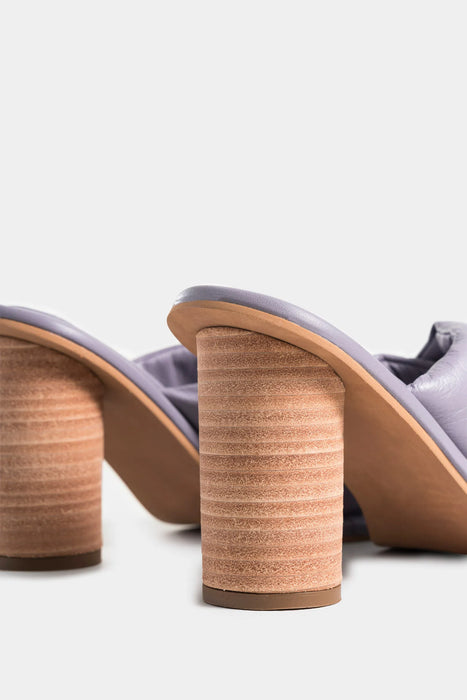 SANDALIA TACÓN MAWI DE CUERO PARA MUJER TIRAS ABOMBADAS