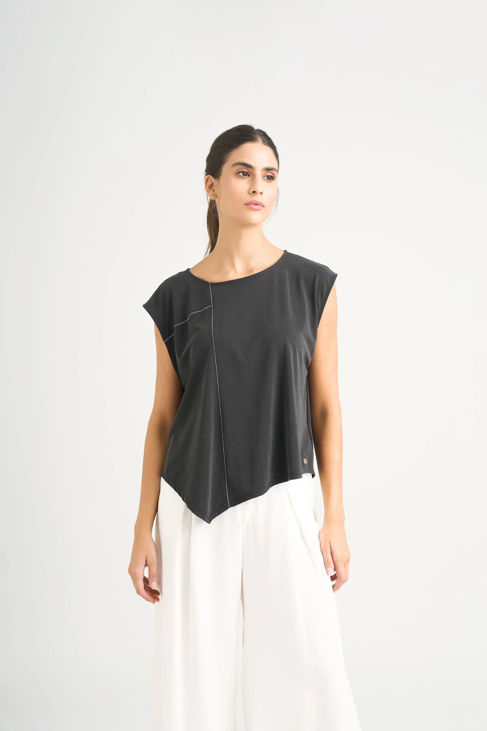 CAMISETA LUZ EN TEJIDO DE PUNTO PARA MUJER DETALLE MILLARÉ