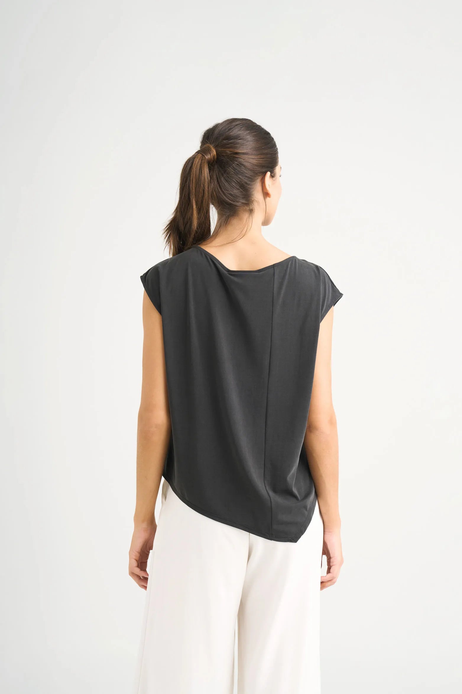 CAMISETA LUZ EN TEJIDO DE PUNTO PARA MUJER DETALLE MILLARÉ