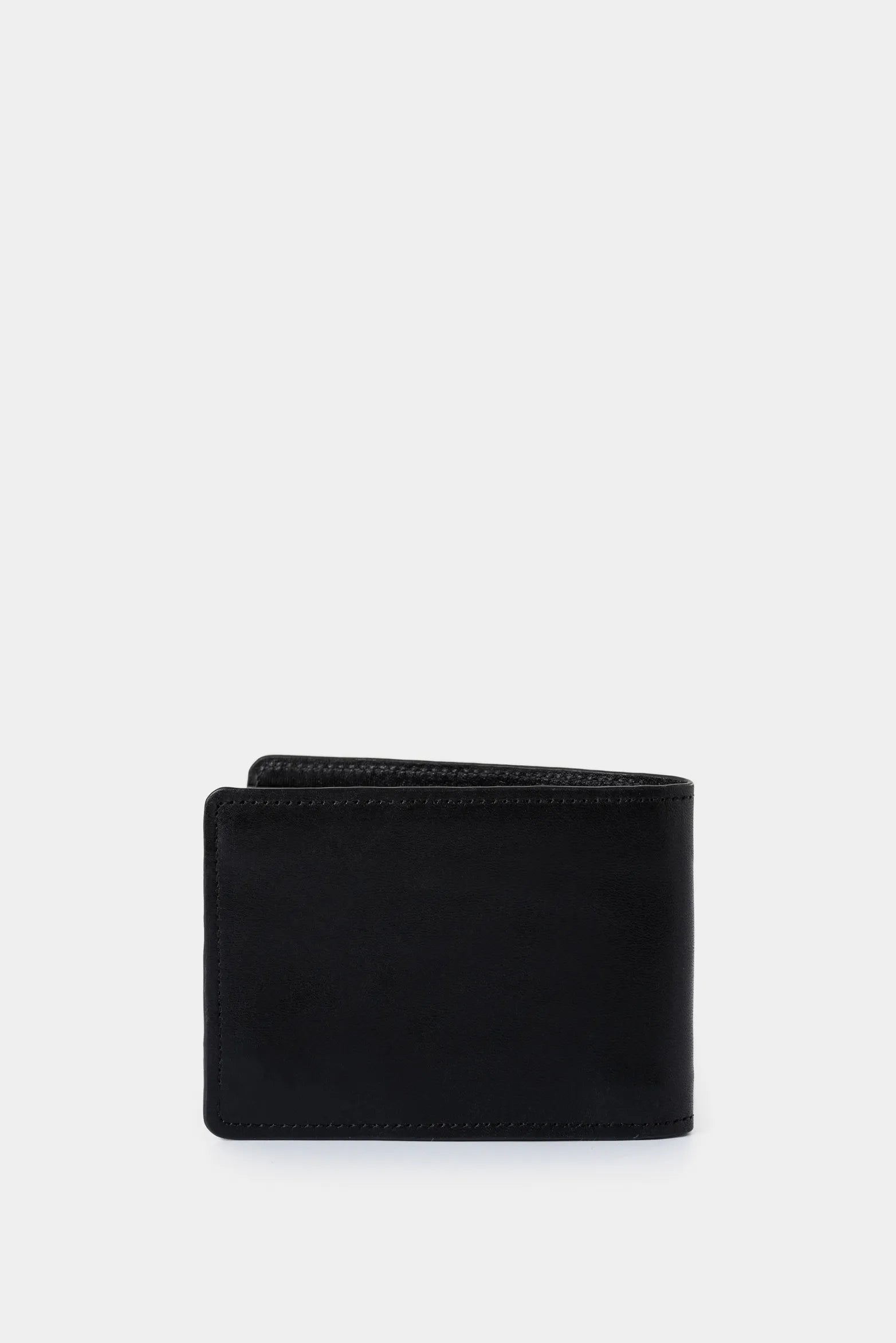 Billetera Montt de cuero para hombre acabado brillo