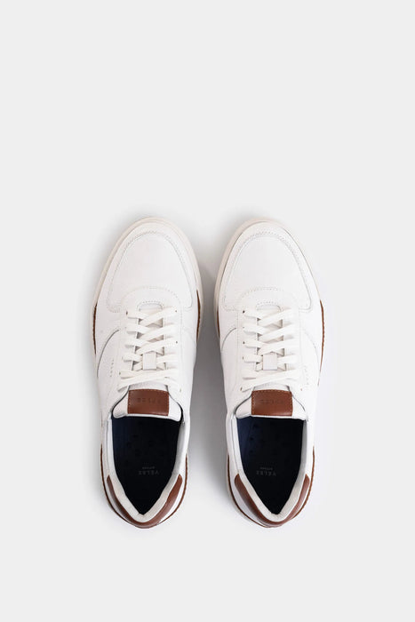 SNEAKERS WHITED DE CUERO PARA HOMBRE DETALLE CONTRASTE