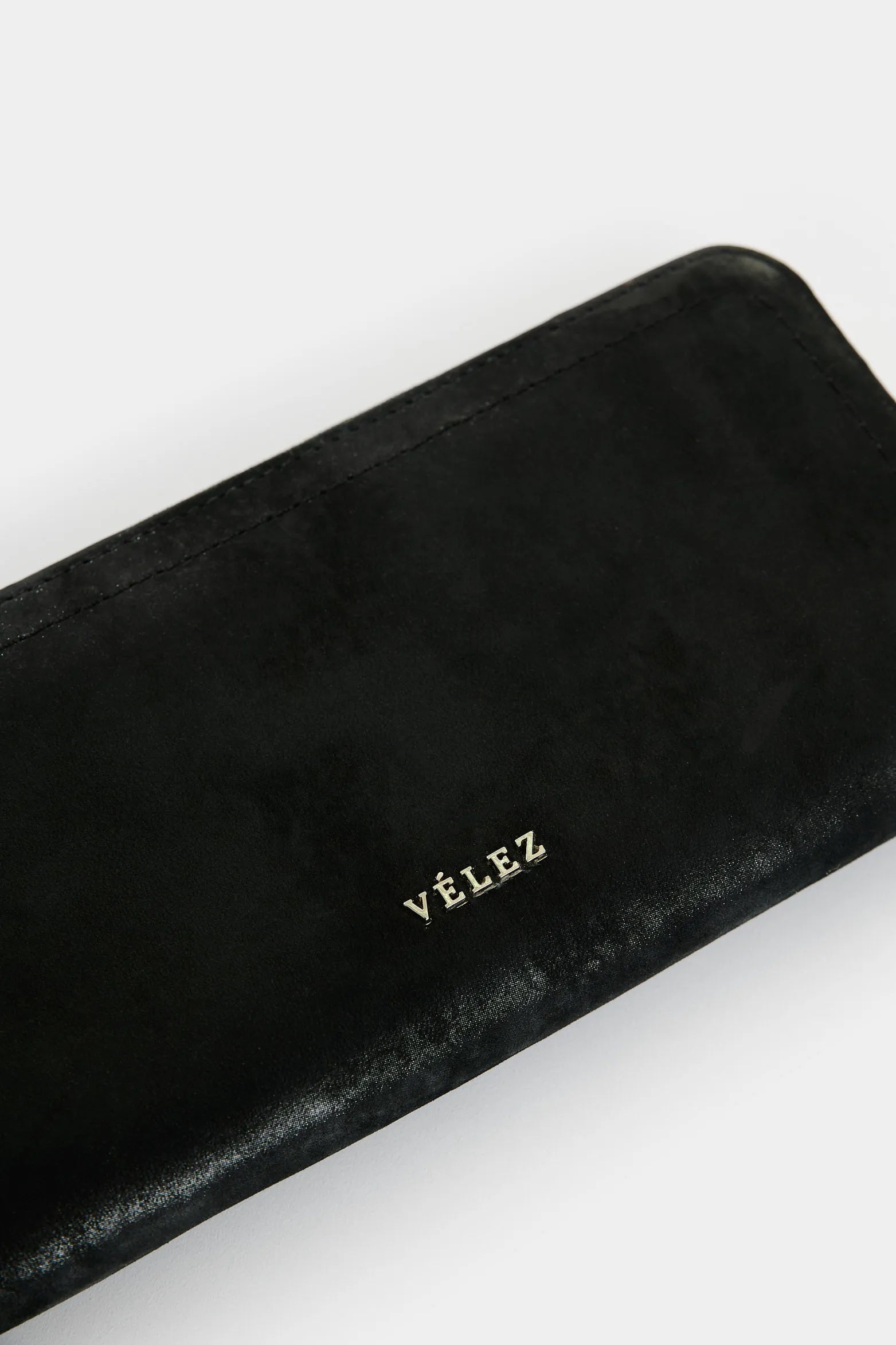 BILLETERA PORTA CHEQUERA DE CUERO PARA MUJER AREZZO