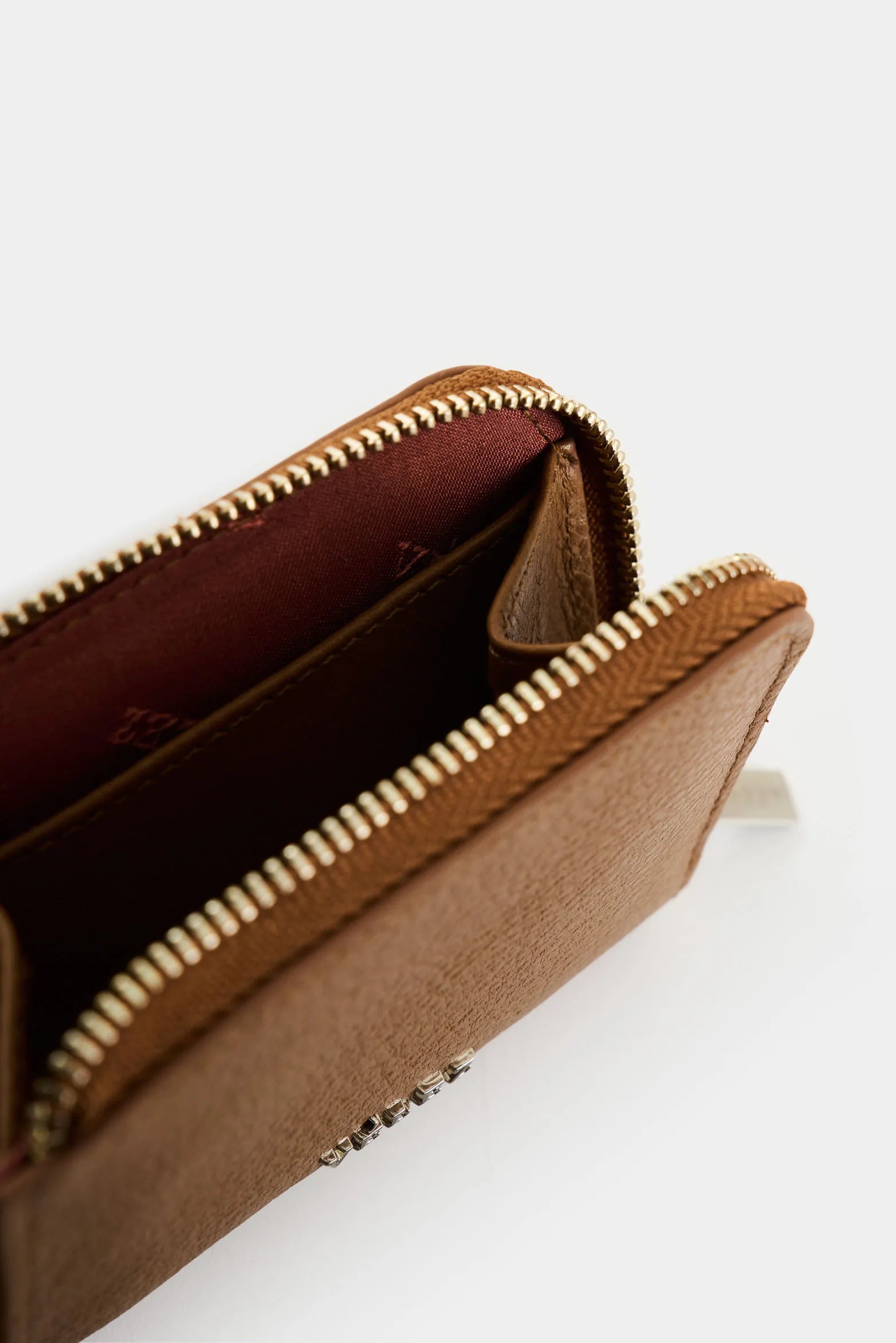 PORTA DOCUMENTOS HOLY DE CUERO PARA MUJER CREMALLERA