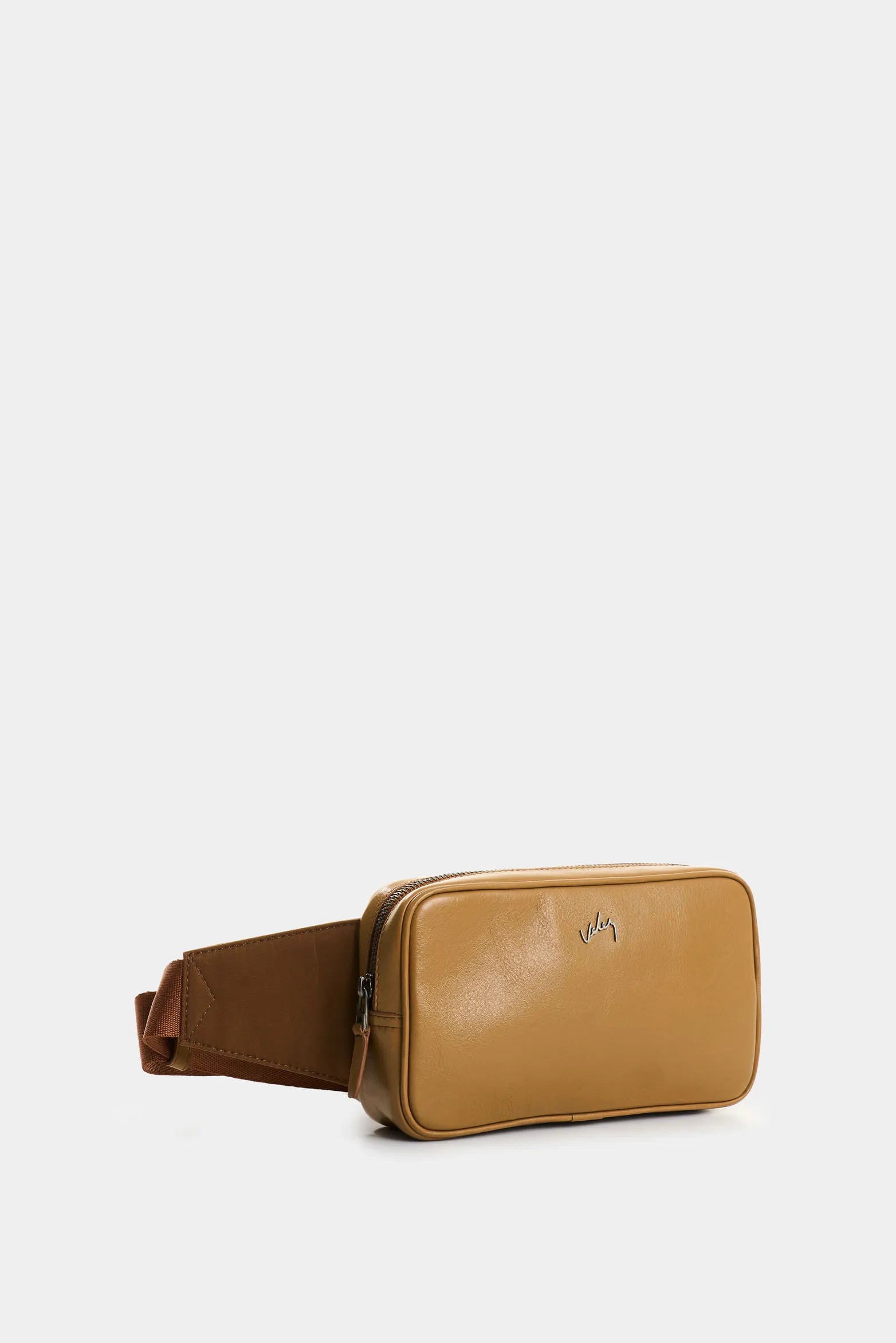 CANGURERA SILUETA CUADRADA DE CUERO PARA HOMBRE HAZEL