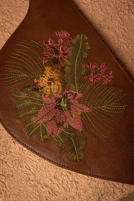 Cinturon encanto de cuero para mujer bordado floral