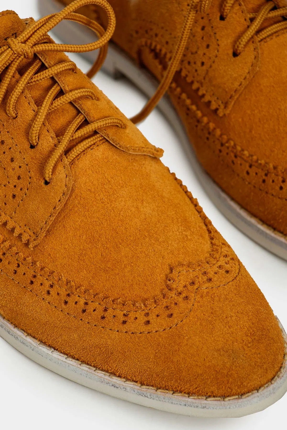 ZAPATO HIERDA DE CARNAZA PARA MUJER TIPO DERBY