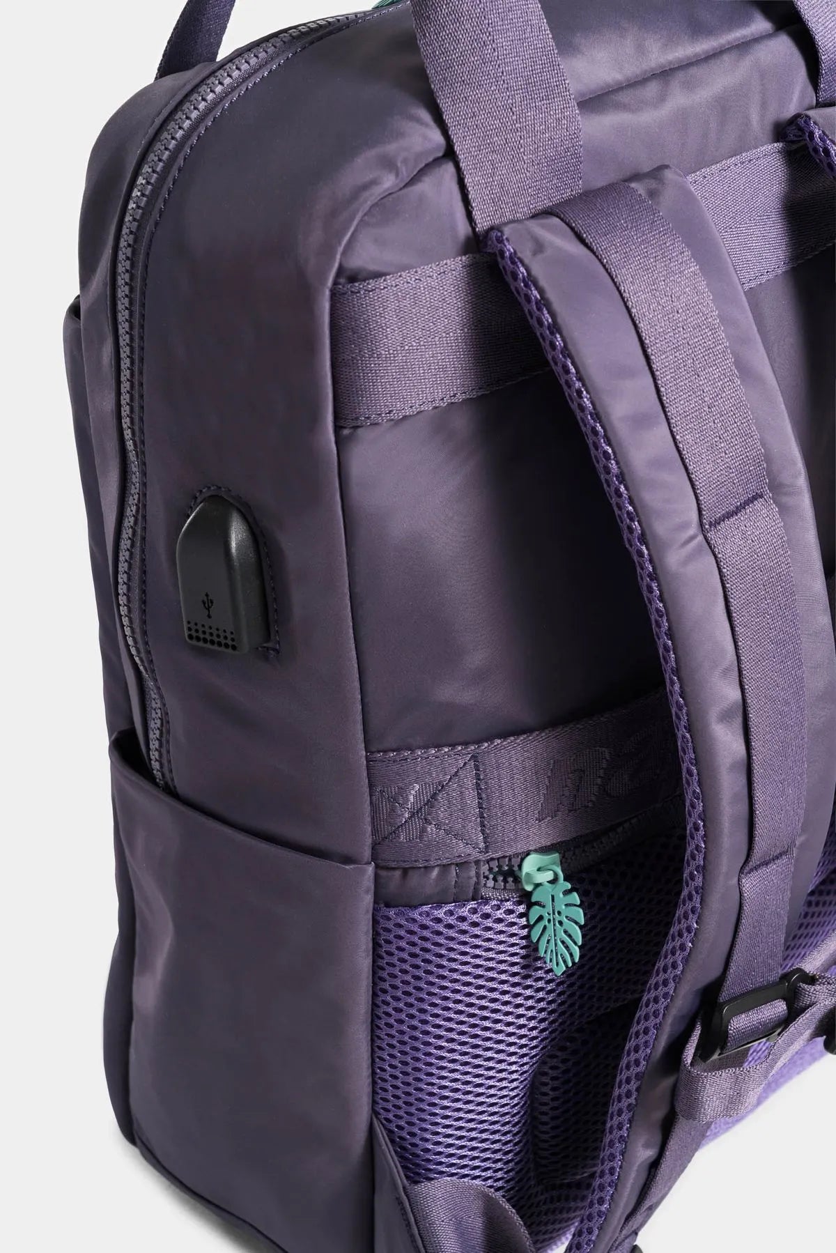BOLSO TIPO TULA MORRAL VERA BOTANICAL EN TEXTIL ESTAMPADO