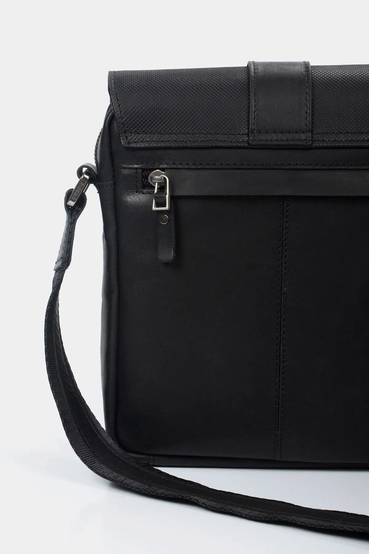 Manos libre de cuero vintage