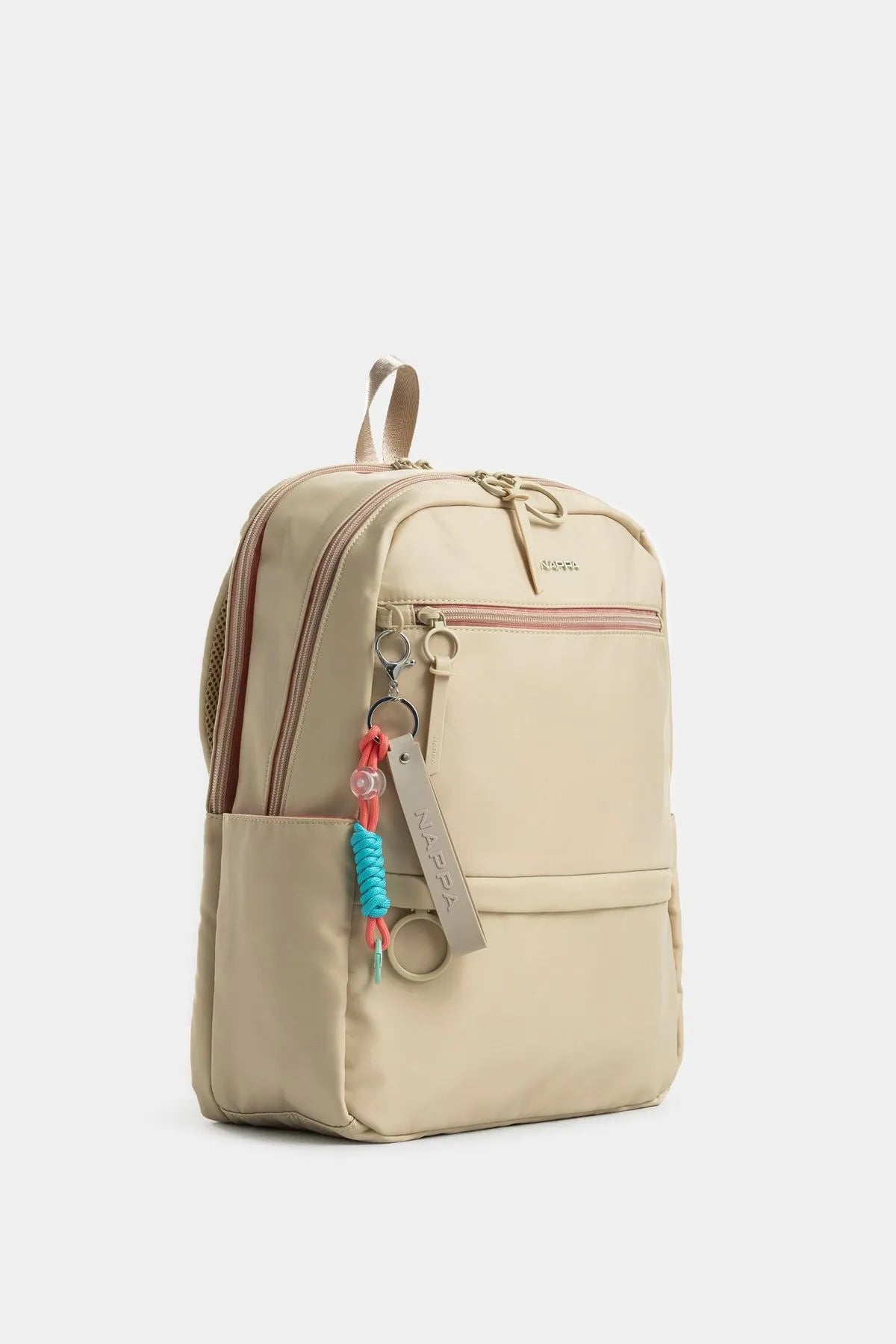 BOLSO TIPO MORRAL GRANDE CON CIERRES TRANSLÚCIDOS Y HERRAJES METÁLICOS PINTADOS