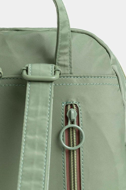 BOLSO TIPO MORRAL PEQUEÑO CON CIERRES TRANSLÚCIDOS