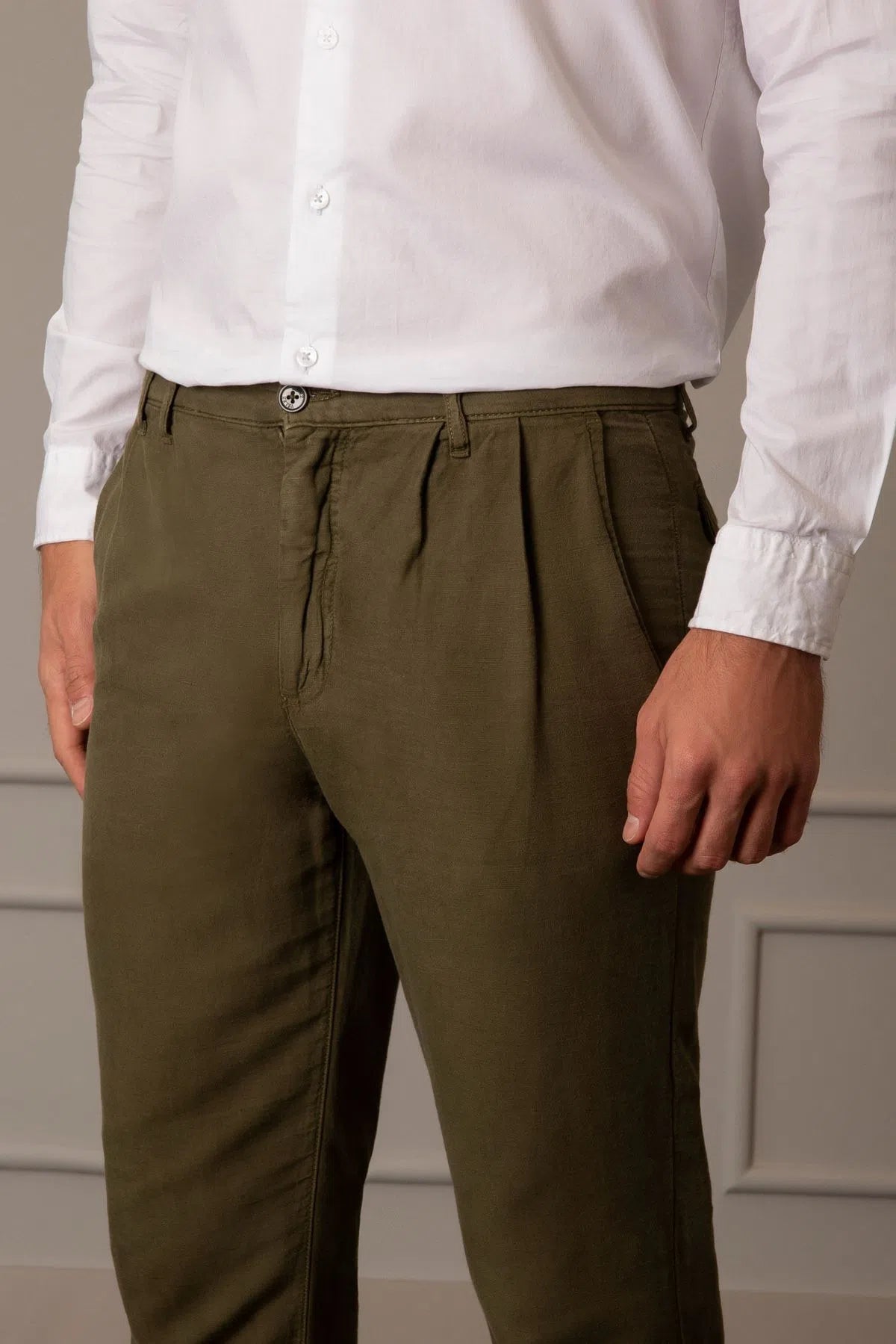 Pantalon chino lotus para hombre guardapolvo