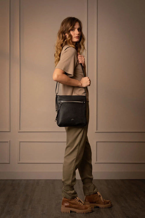 MANOS LIBRES BASIC DE CUERO PARA MUJER GRABADO PLACA TEJIDO