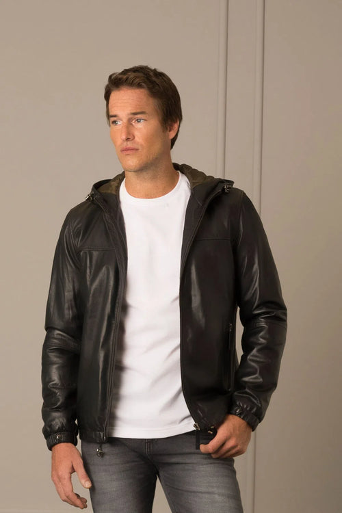 CHAQUETA SPORTY HUMANISTA DE CUERO PARA HOMBRE CAPUCHA FIJA