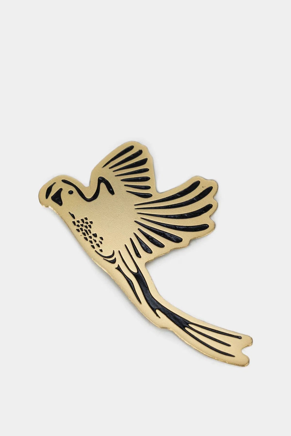 ARETAS GUACAMAYA EN LÁMINA RESINA EN CONTRASTE