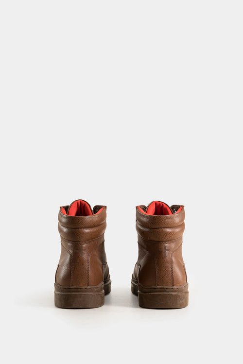 BOTA ÁRIDA DE CUERO LISO PARA HOMBRE SILUETA CASUAL DEPORTIVA