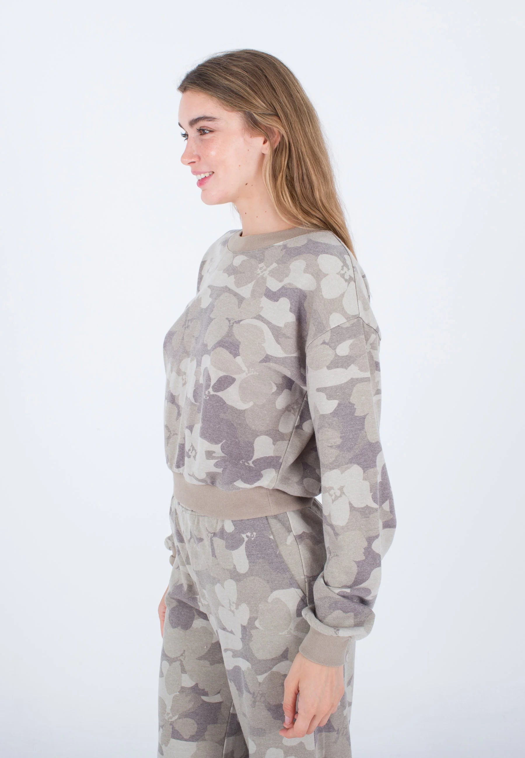 SUETER  FLORAFLAGE DE MUJER HURLEY