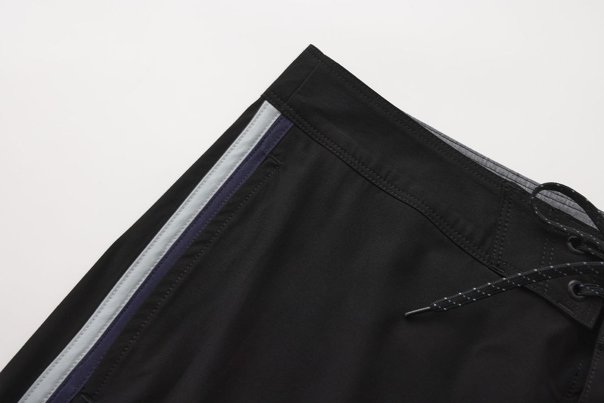 HZ254B05017-004-DOUBLE TAPING BOARDSHORT 18