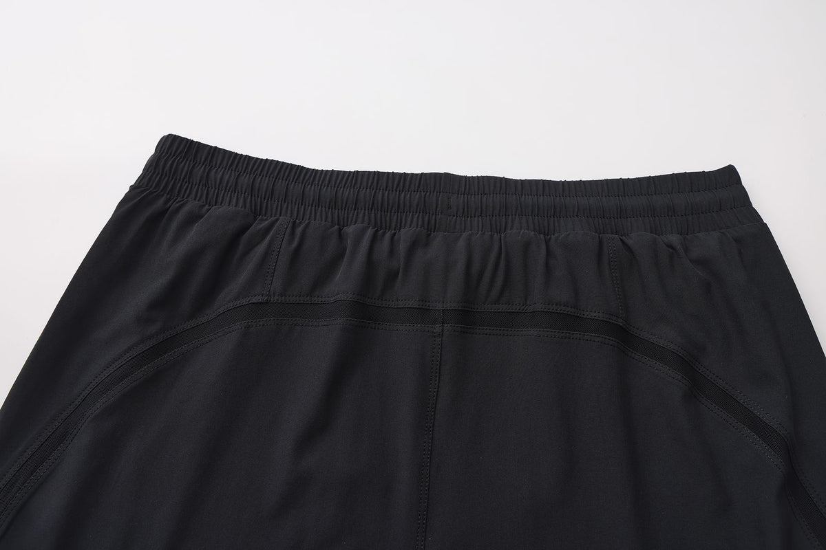 HZ262B51141-TRAINLINE BREATHE SHORT 17”
