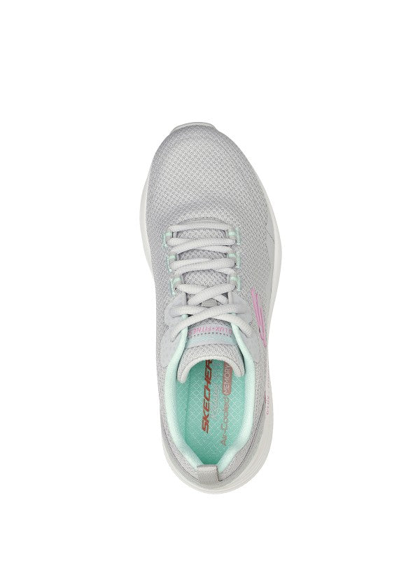 RELAXED FIT: D'LUX FITNESS - ROAM FREE