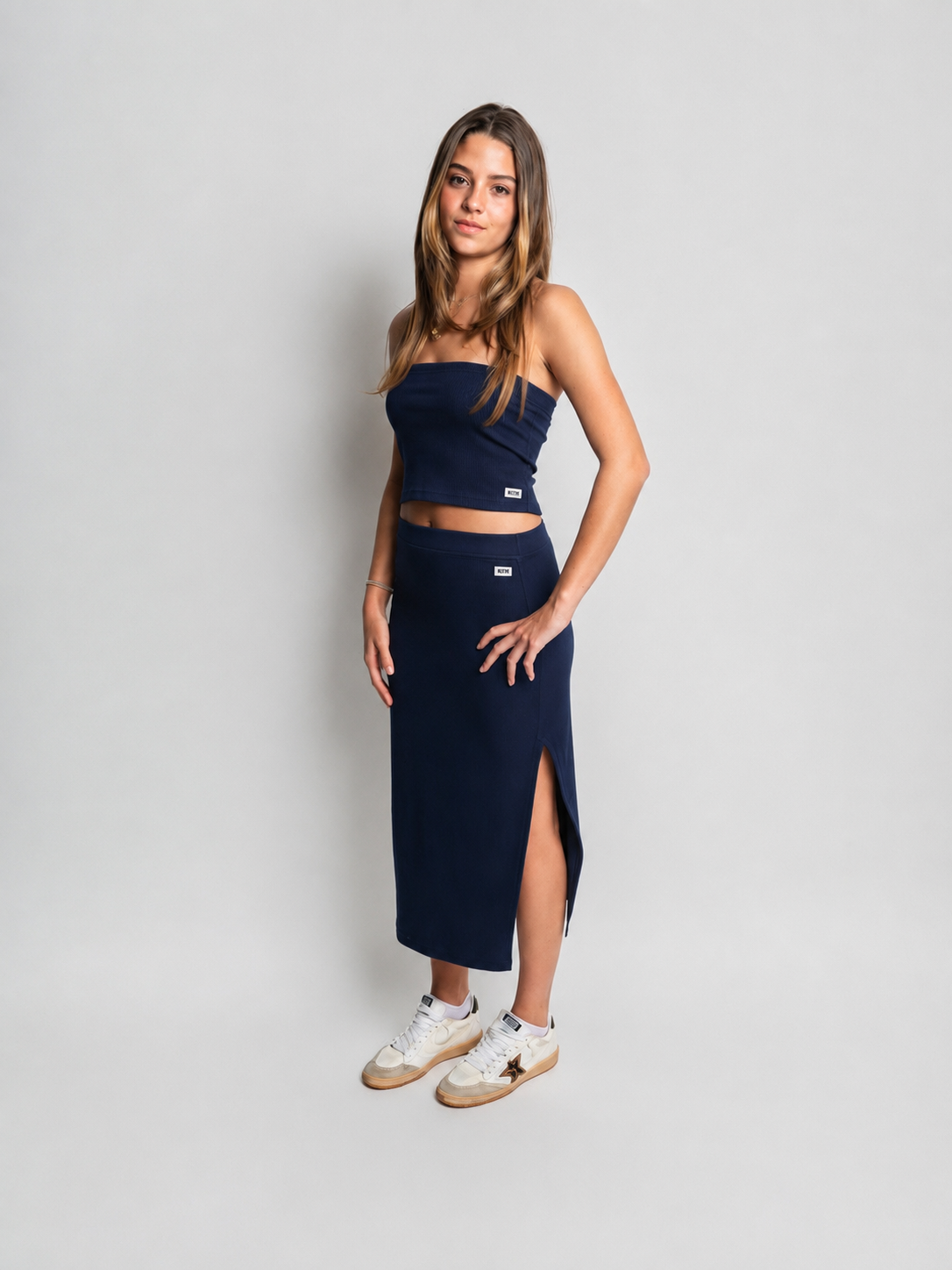 Falda midi