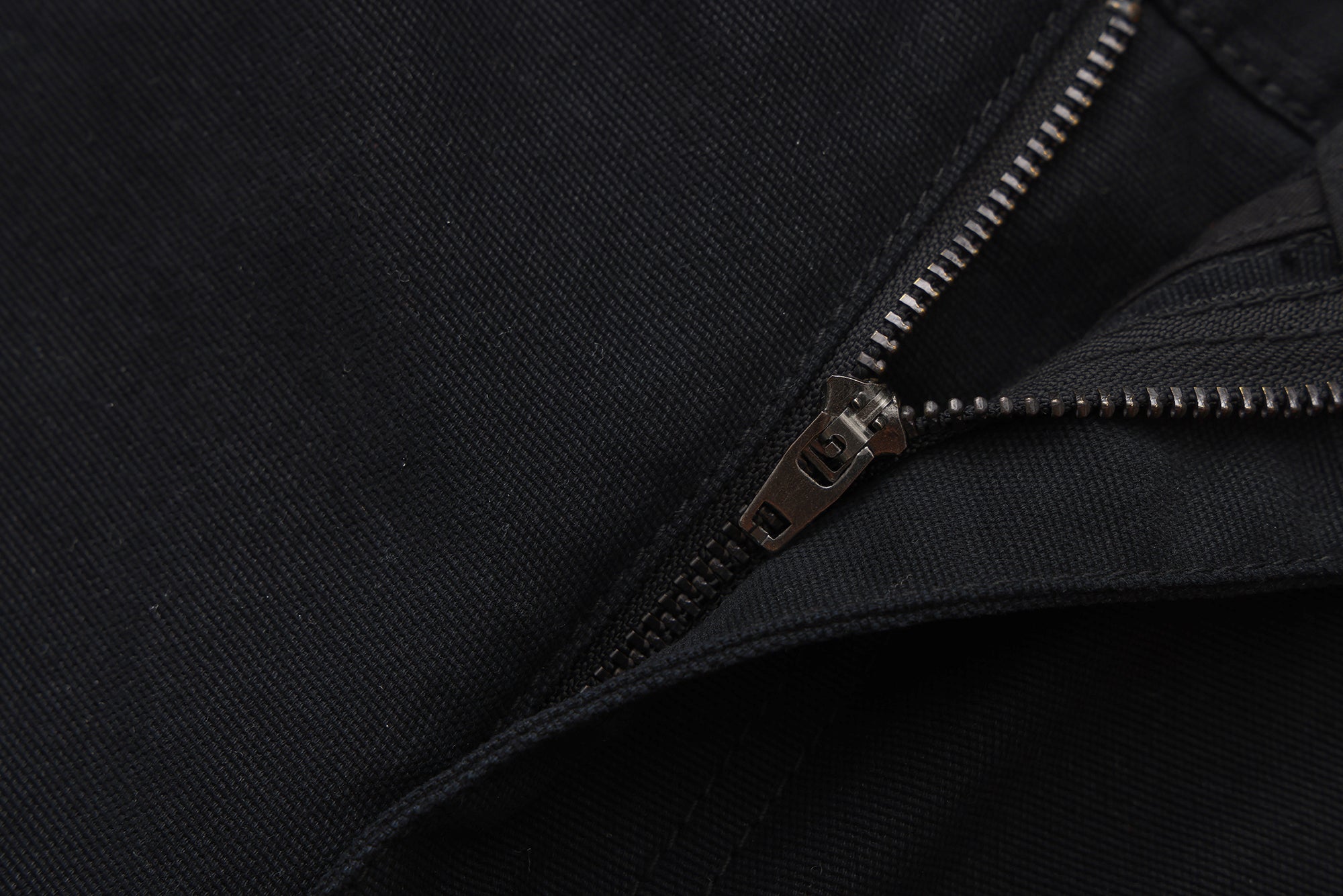 RESILENCE CARPENTER SHORT 20"