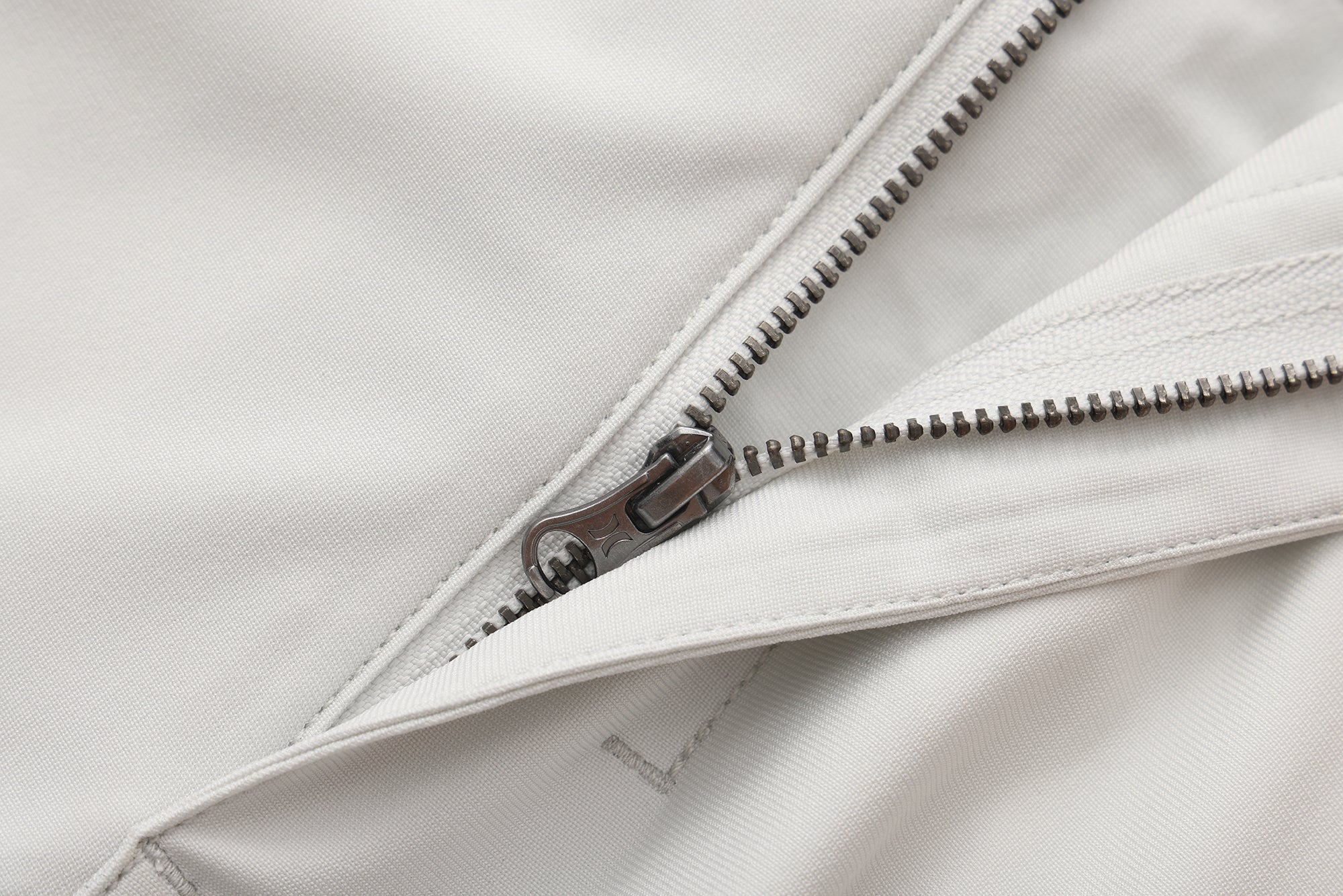 ICON TAPERED LONG PANT