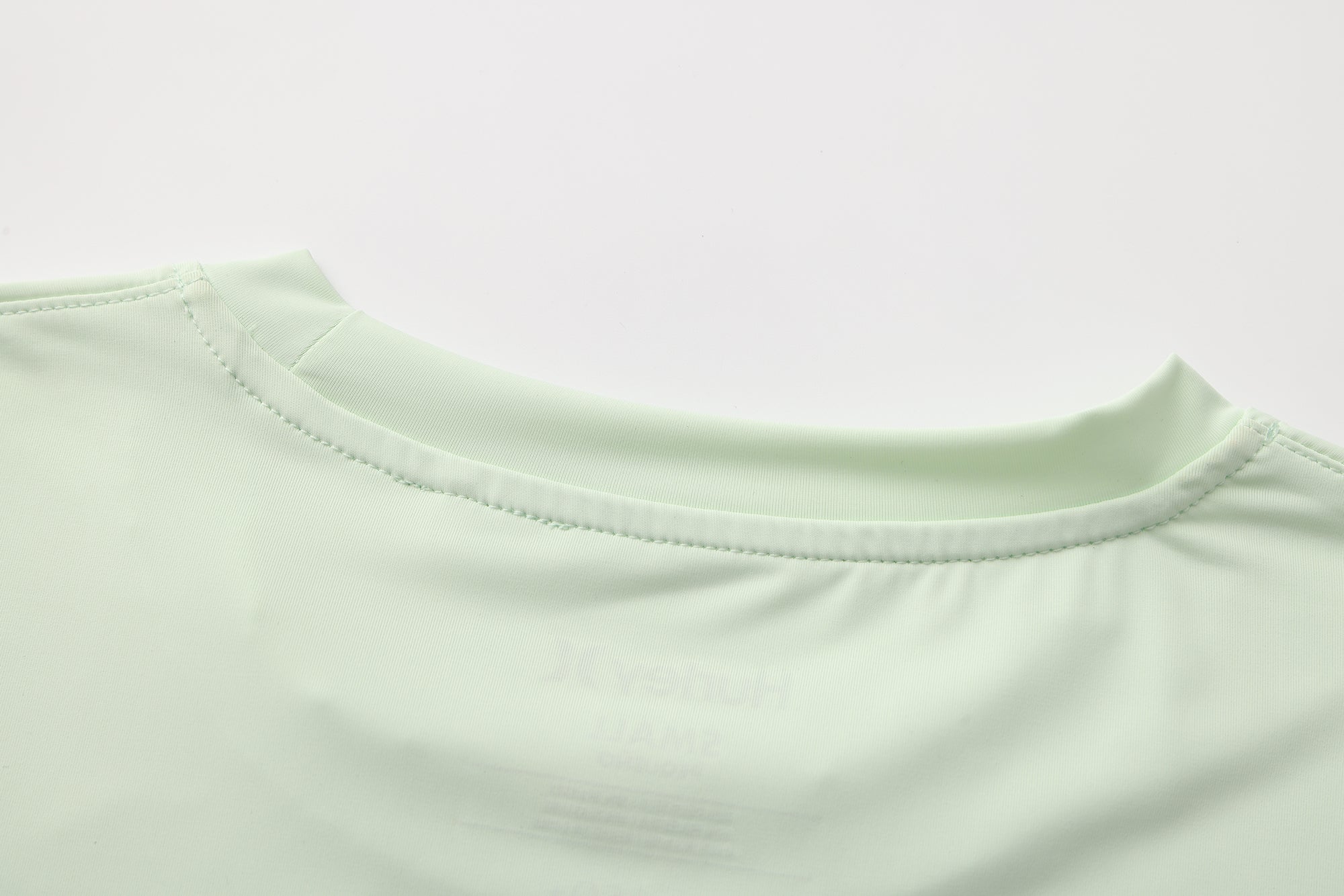 SCRIPT MOCK NECK SUNSHIRT