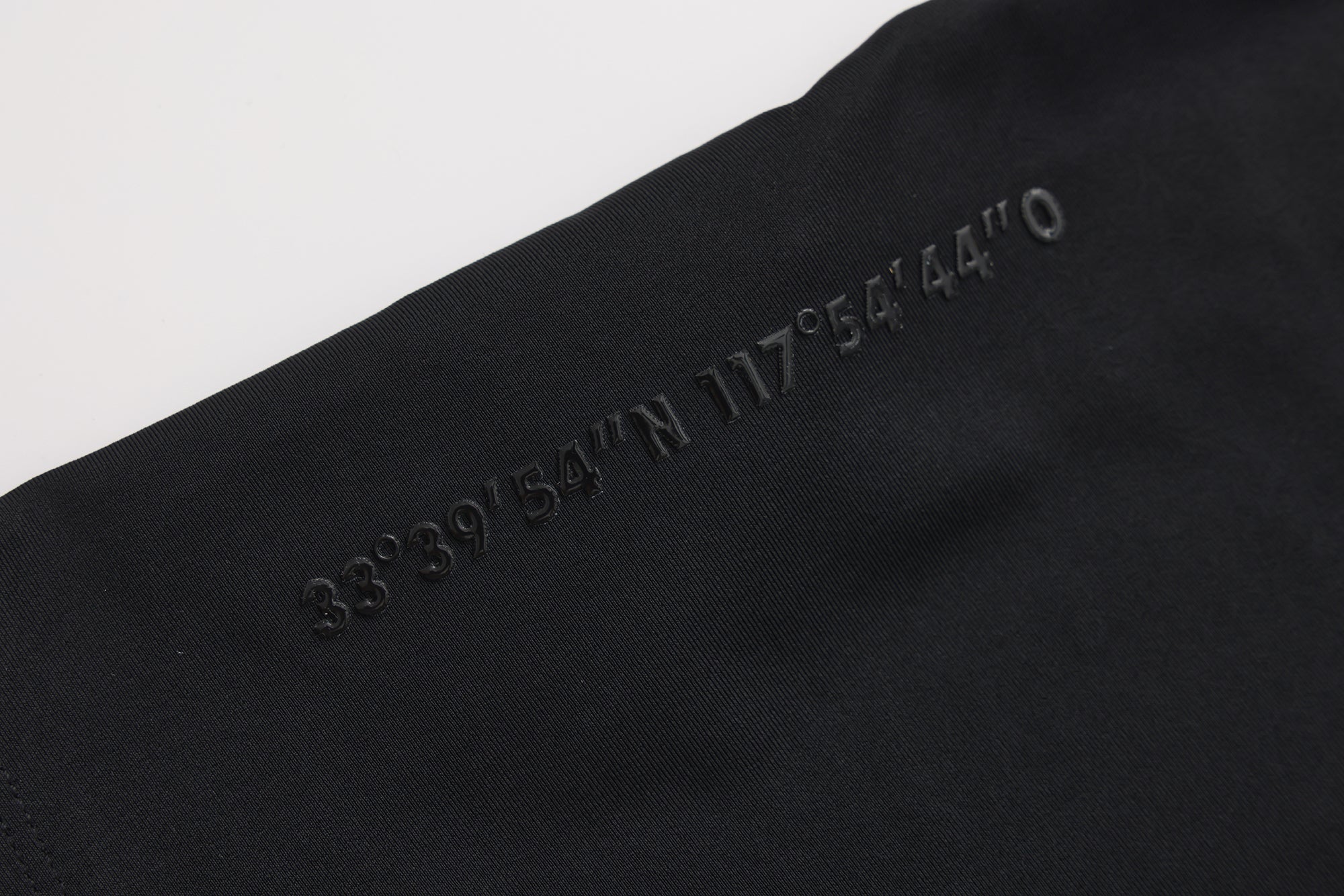 LS ICON FITTED RASHGUARD