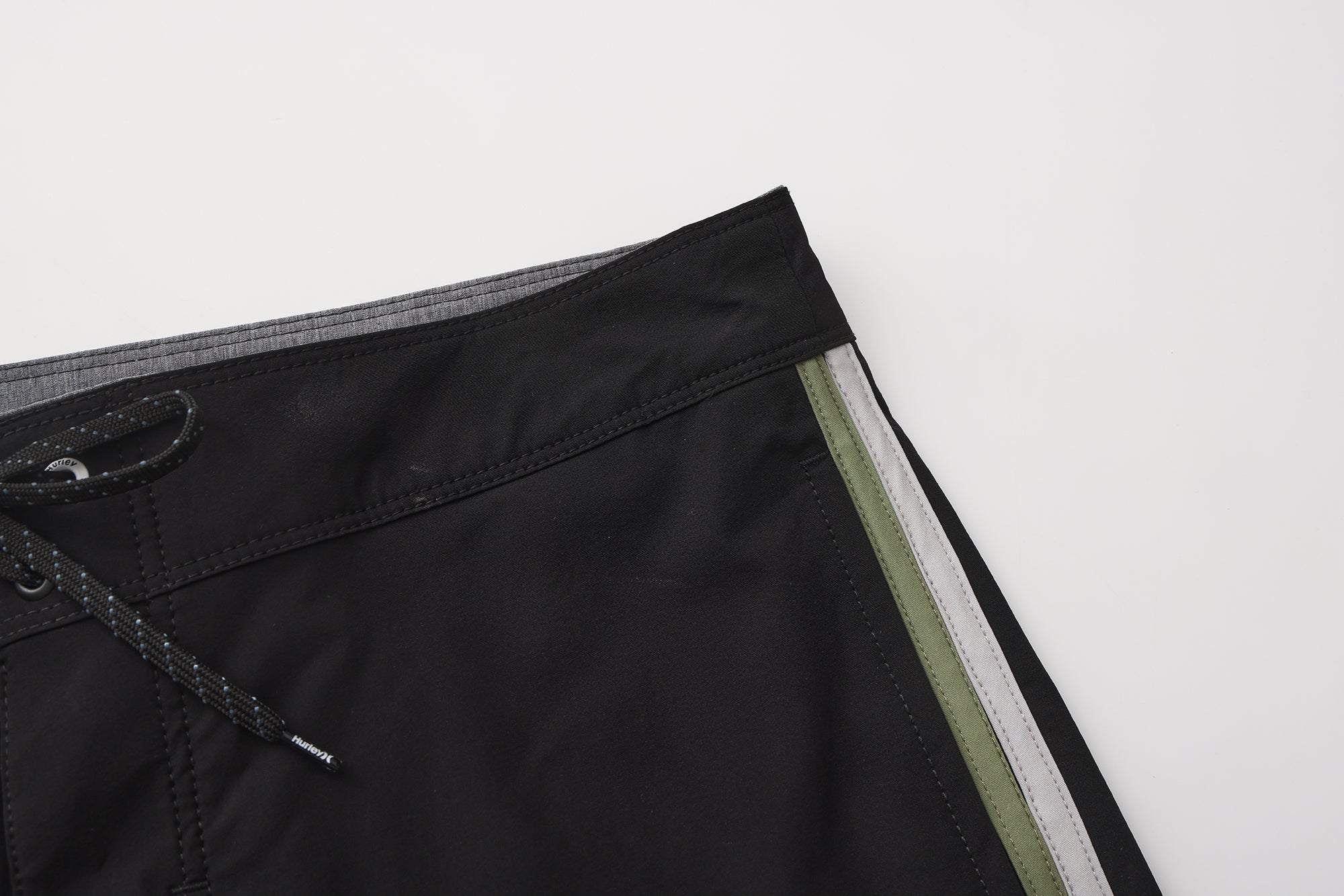 DOUBLE TAPING BOARDSHORT 18