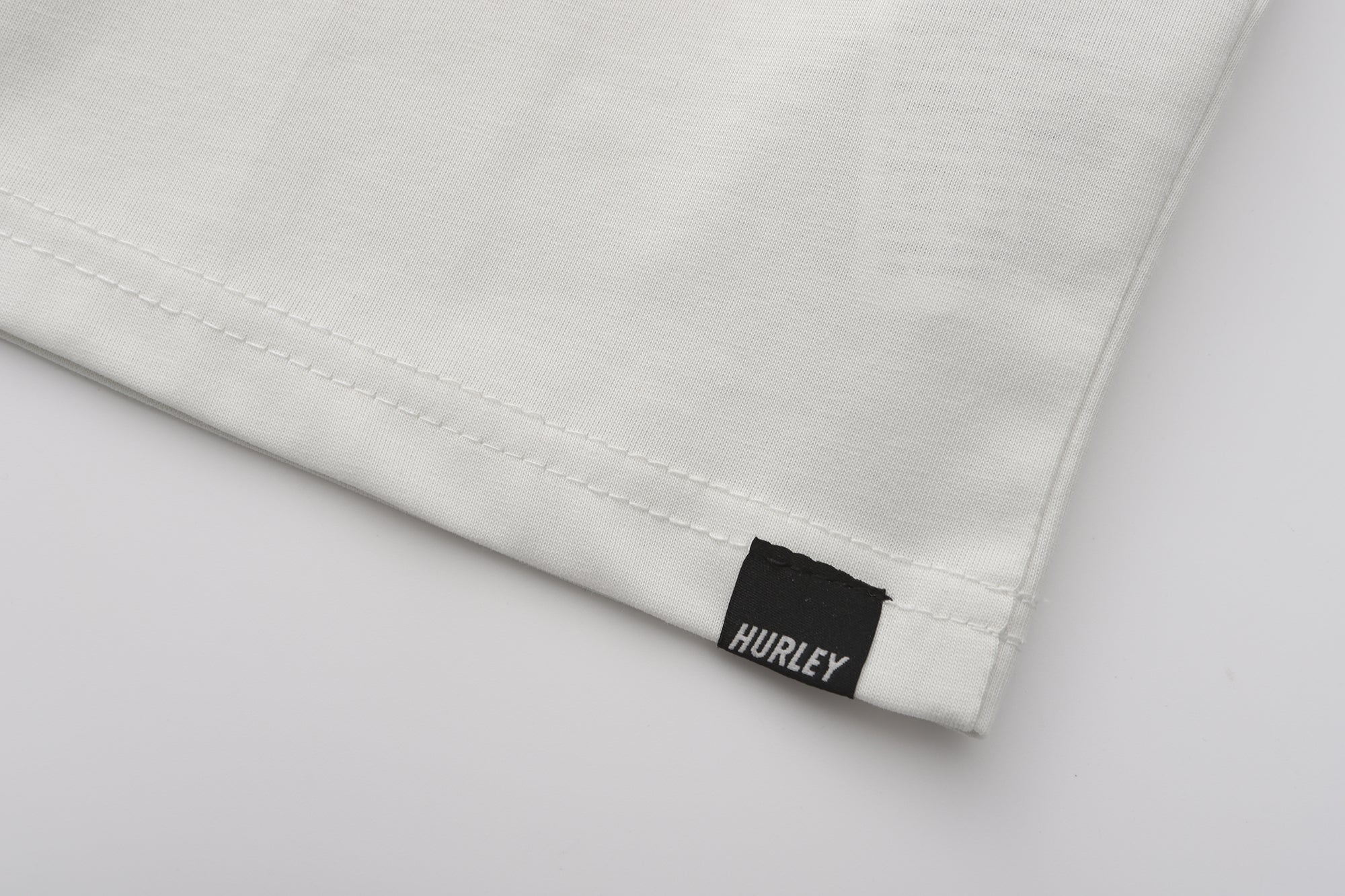 PLAYERA LAIDBACK BEAR PARADISE HURLEY