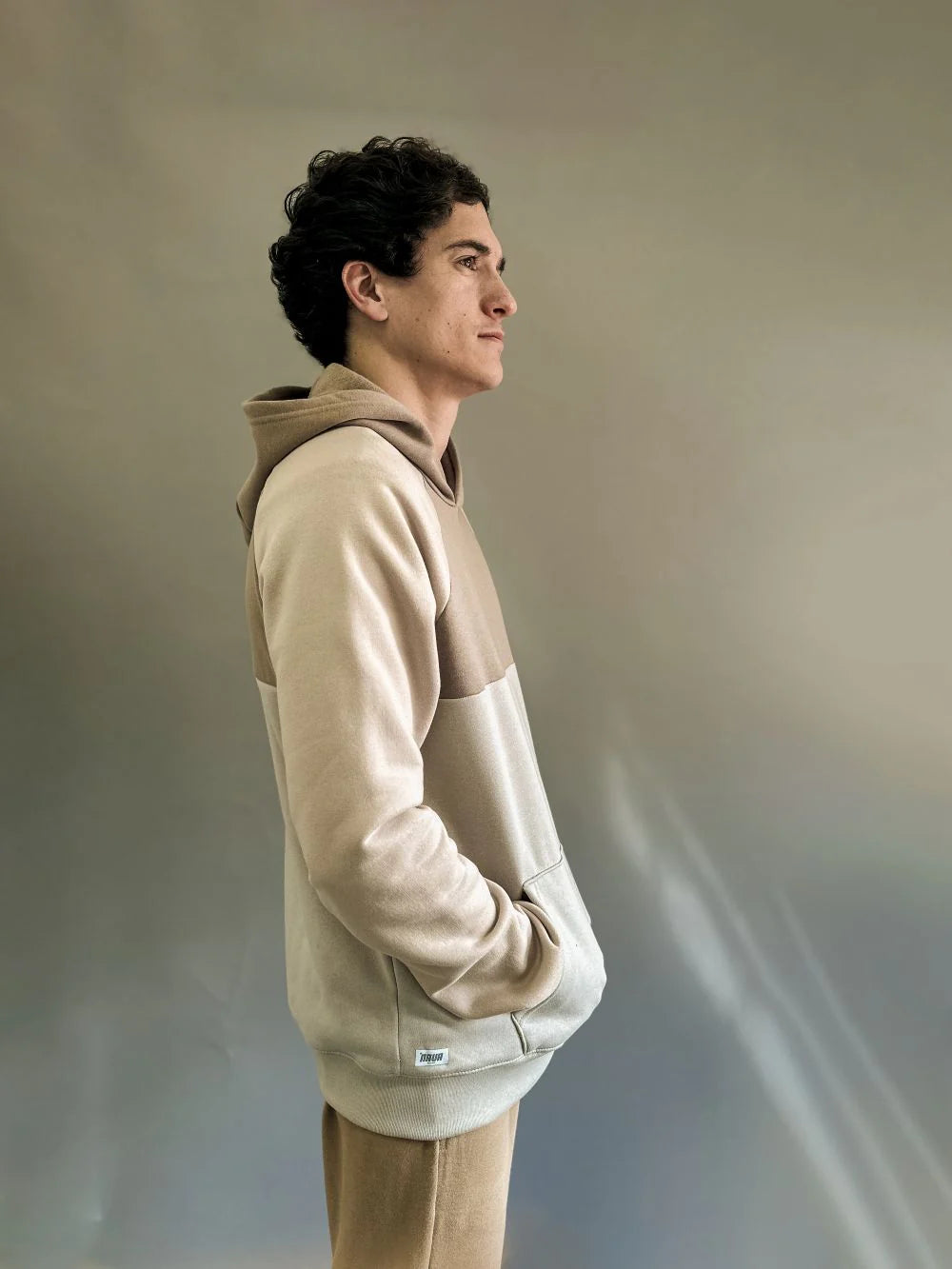 HOODIE ARREBATO SANTORO HOMBRE