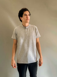Henley Manga Corta