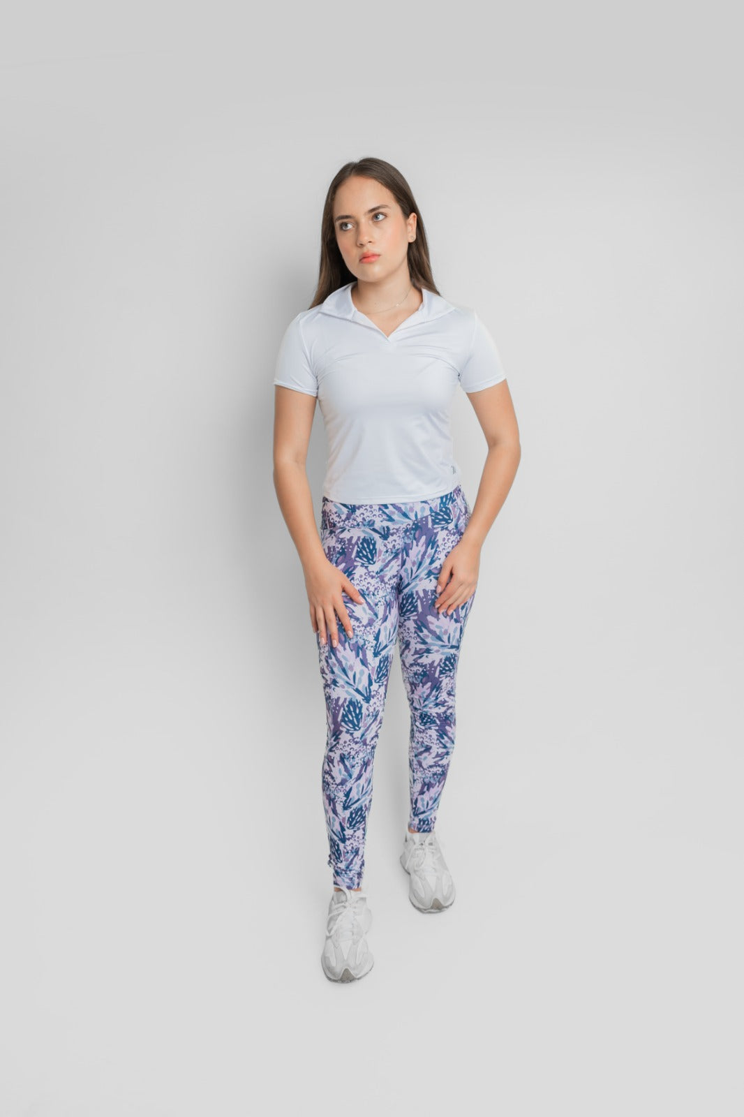 Blusa deportiva con cuello