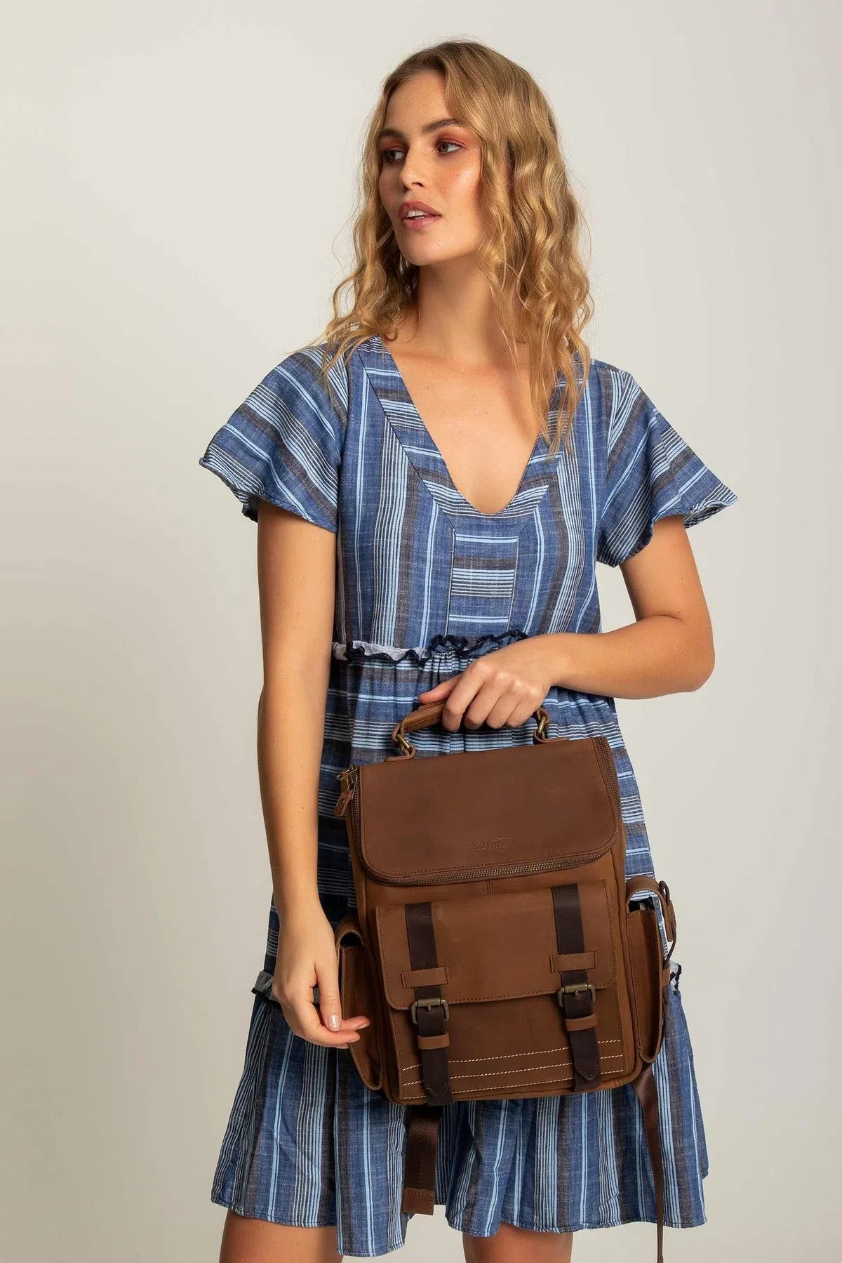 MOCHILA "ARCHAEOLOGY" DE CUERO