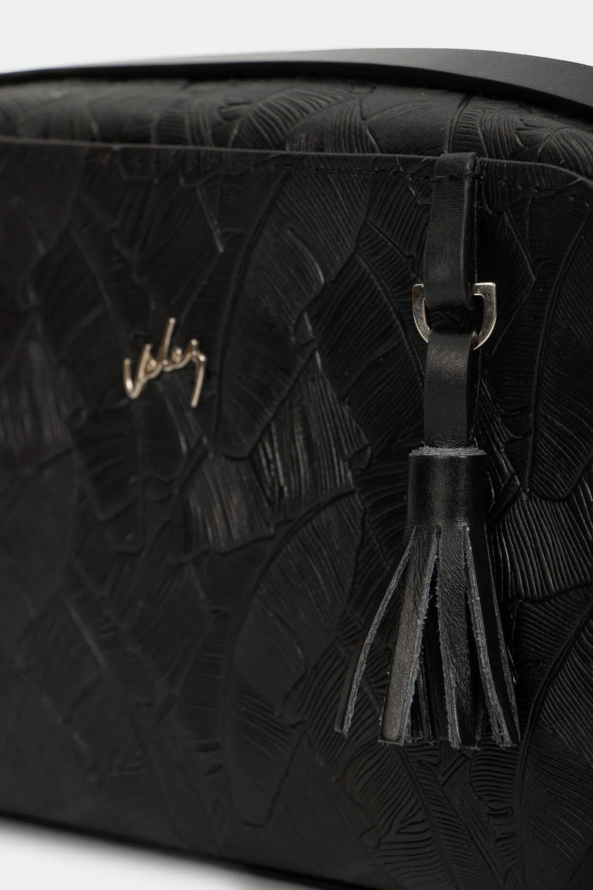 MANOS LIBRES VERONA DE CUERO PARA MUJER GRABADO PLACA PALMERA