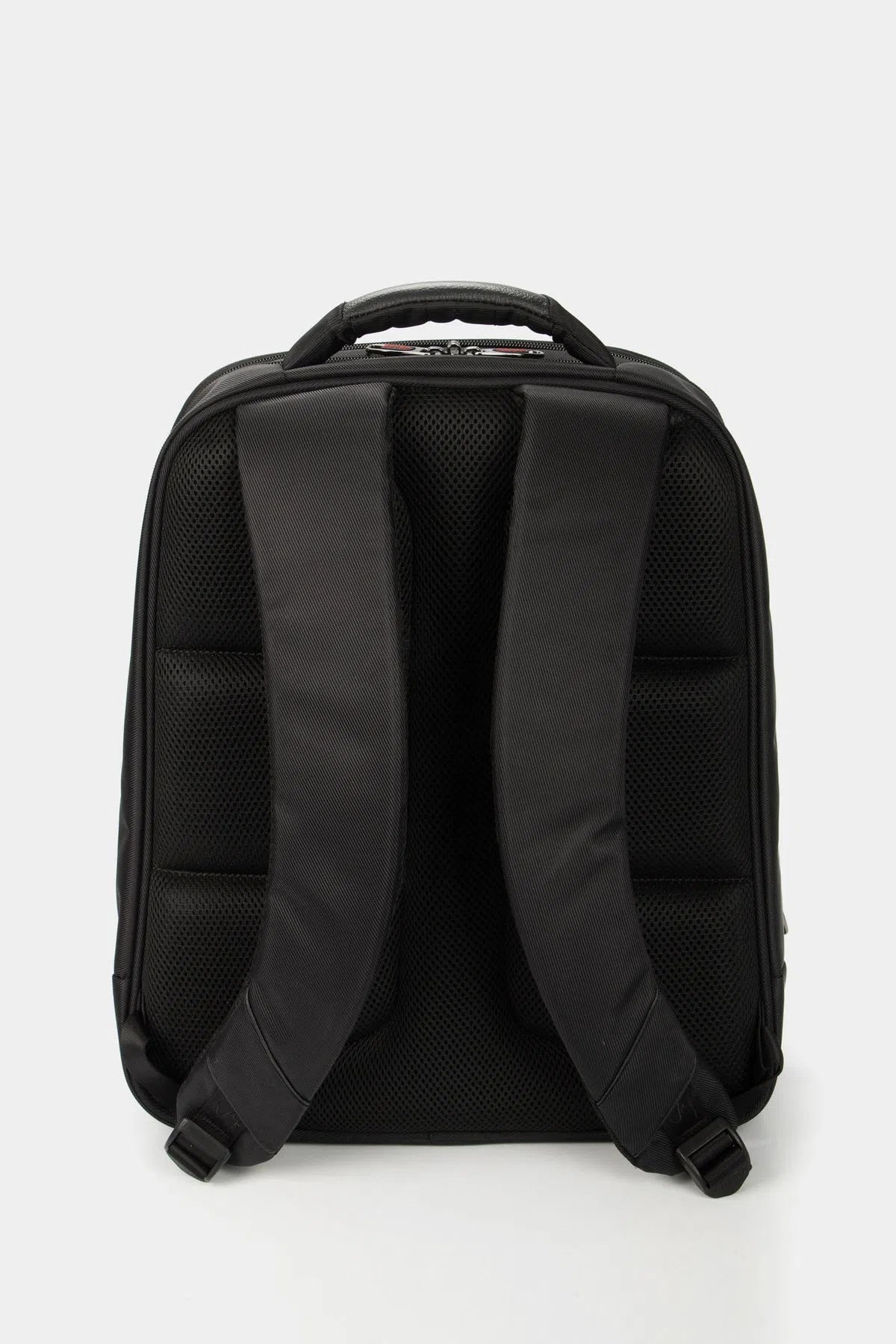MOCHILA CETENO DE CUERO